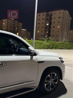 تويوتا لاند كروزر